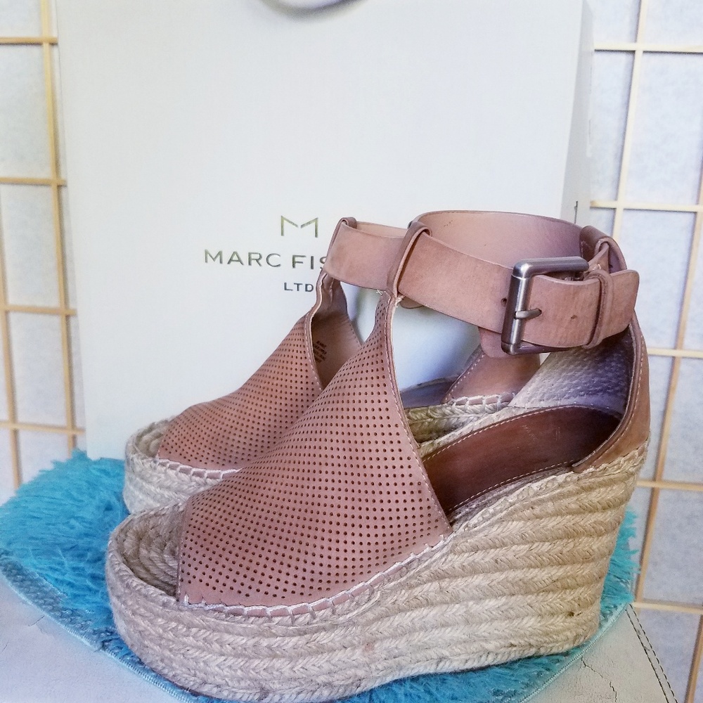 Marc Fisher Annie Suede